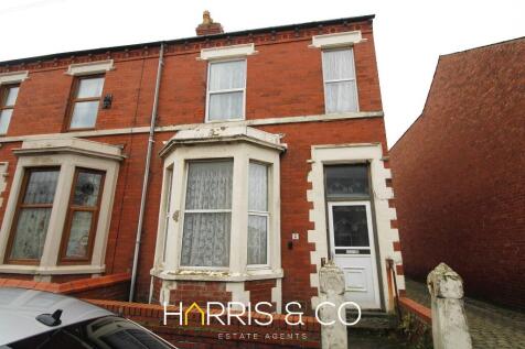 Harris Street, Fleetwood, FY7 3 bed semi