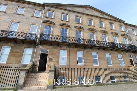 Queens Terrace, Fleetwood, FY7 1 bed flat for sale