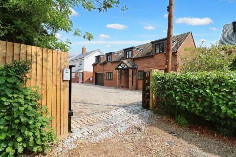 Alexandra Road, Kings Langley WD4 4 bed detached house for sale