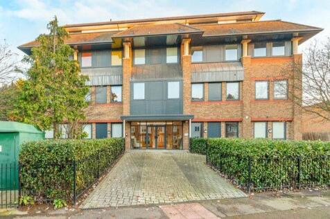 Aldenham Road, Hertfordshire WD23 2 bed apartment for sale