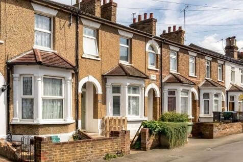Estcourt Road, Hertfordshire WD17 3 bed terraced house for sale