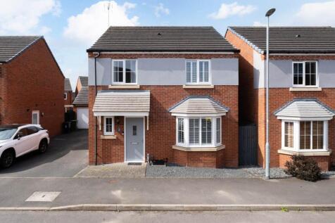Butler Best Way, Kidderminster DY10 4 bed detached house for sale