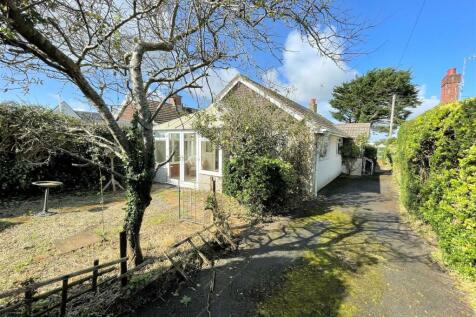 Hael Lane, Southgate, Swansea 3 bed detached bungalow for sale