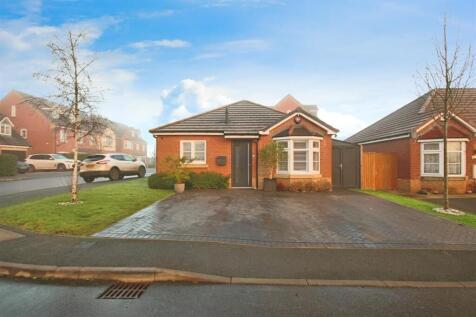 2 bedroom detached bungalow for sale