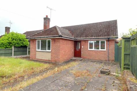 2 bedroom detached bungalow for sale