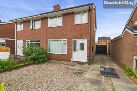 Elm Drive, Market Drayton TF9 3 bed semi