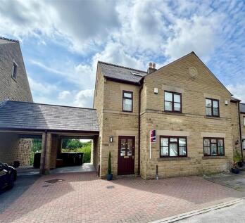 4 bedroom semi-detached house for sale