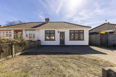 3 bedroom semi-detached bungalow for sale