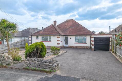 2 bedroom bungalow for sale