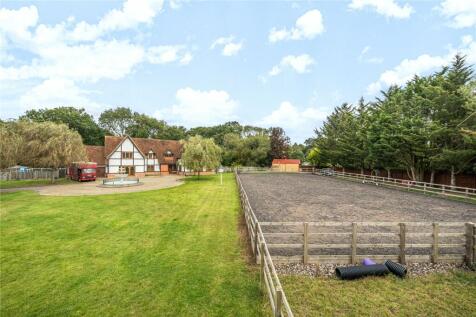 Redlake Lane, Berkshire RG40 7 bed detached house for sale