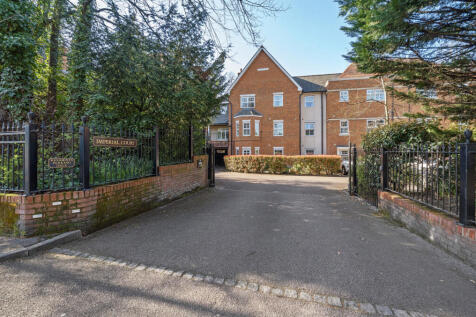 Reading Road, Berkshire RG41 2 bed penthouse for sale
