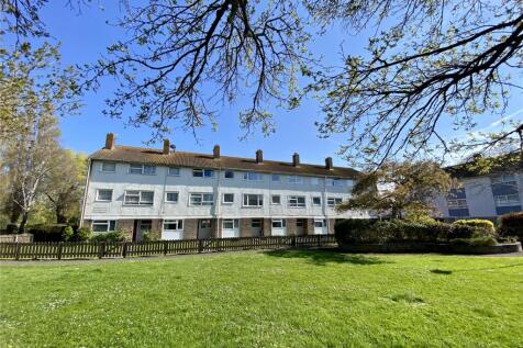 3 bedroom maisonette for sale