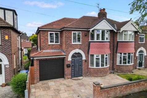 5 bedroom semi-detached house for sale