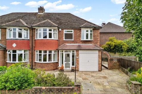 4 bedroom semi-detached house for sale