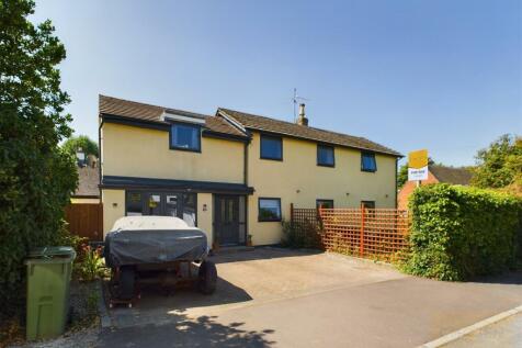 Peregrine Road, Cheltenham 4 bed detached house for sale