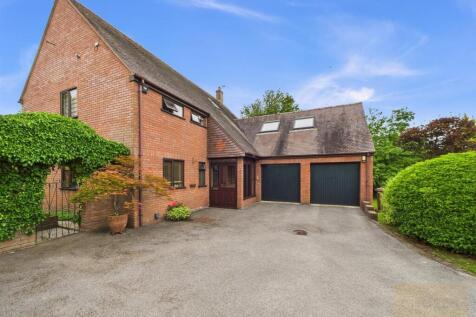 5 bedroom detached house for sale