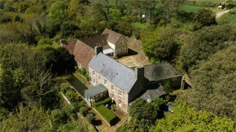 7 bedroom detached house for sale