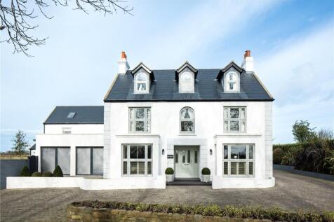 6 bedroom detached house for sale