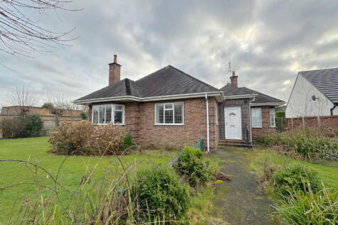 3 bedroom detached bungalow for sale