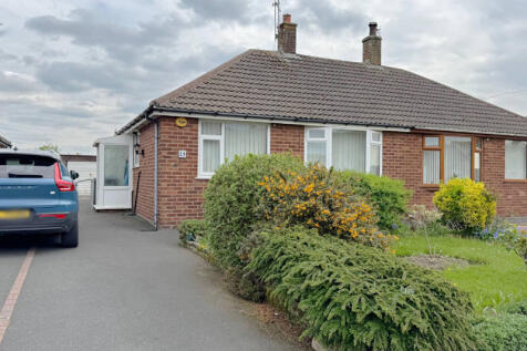 2 bedroom semi-detached bungalow for sale