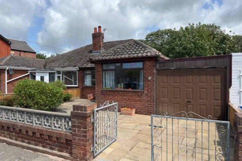 2 bedroom semi-detached bungalow for sale