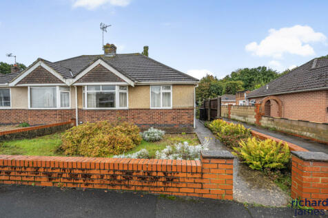 2 bedroom semi-detached bungalow for sale