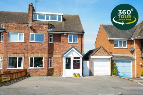 4 bedroom semi-detached house for sale