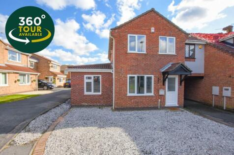 4 bedroom link detached house for sale