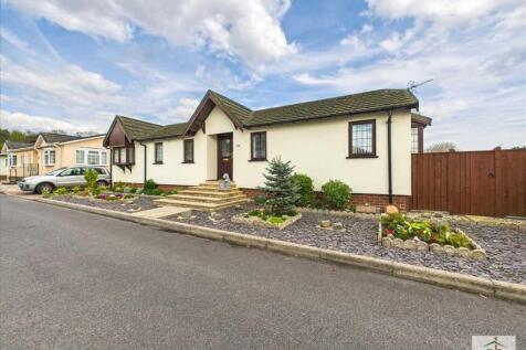 2 bedroom park home for sale