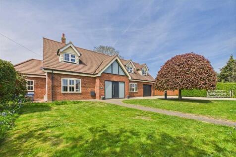 6 bedroom detached house for sale