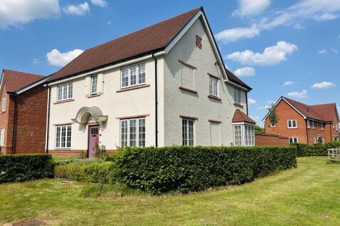 SOWERBY STREET, THATCHAM RG18 4 bed detached house for sale
