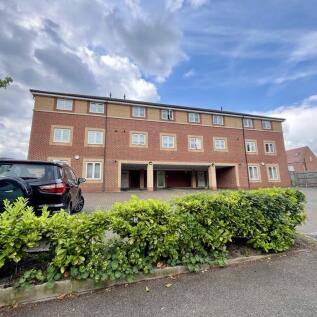 1 bedroom maisonette for sale