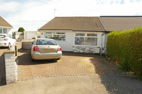 2 bedroom semi-detached bungalow for sale