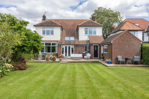 Garstang Road, Preston PR2 5 bed detached house for sale