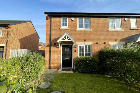 3 bedroom semi-detached house for sale