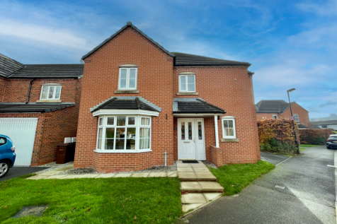 Douglas Avenue, Preston PR4 4 bed detached house for sale
