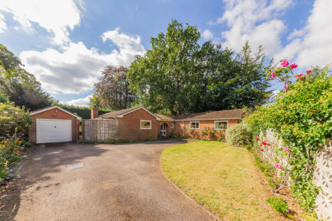 Woodcote Road, Caversham, Reading 4 bed bungalow for sale