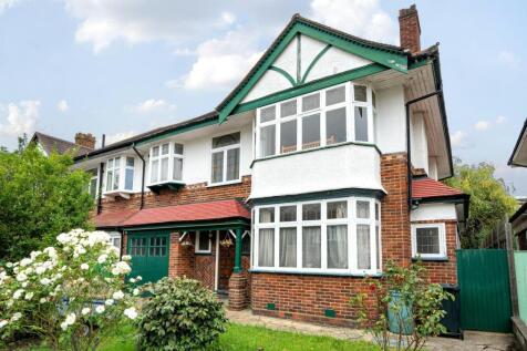 4 bedroom semi-detached house for sale