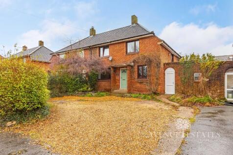 4 bedroom semi-detached house for sale