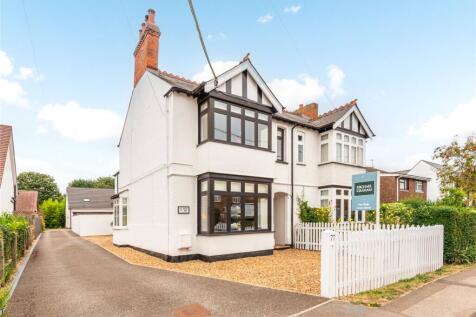 Station Road, Woburn Sands, Milton... 4 bed semi