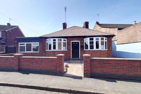 North Street, Peterborough PE2 5 bed detached bungalow for sale
