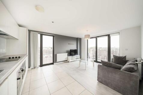 Hammersley Road, London E16 2 bed flat for sale