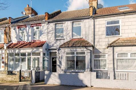 Pulleyns Avenue, London E6 2 bed house for sale