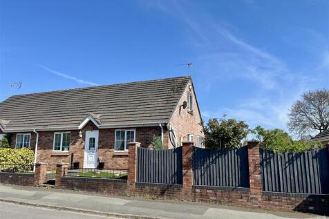 Heath Road, Congleton CW12 2 bed bungalow for sale
