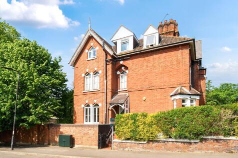 Castledine Road, London SE20 2 bed apartment for sale