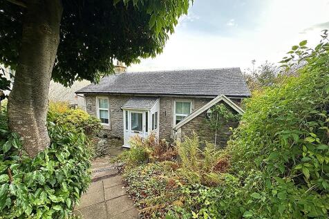 Newton Road, Innellan, Argyll and... 2 bed cottage for sale