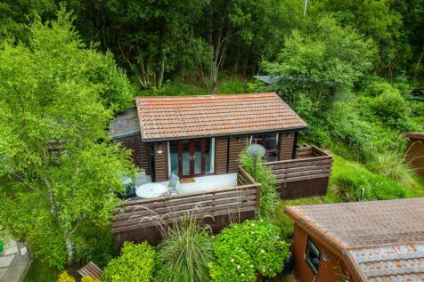 2 bedroom lodge for sale