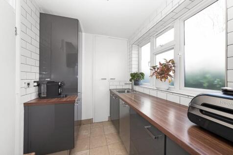Regent Road, London 1 bed apartment for sale