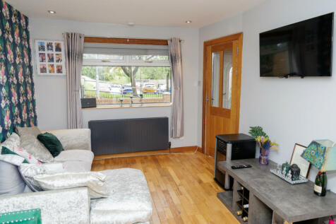 2 bedroom end of terrace house for sale