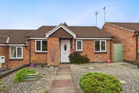 Coniston Court, Earl Shilton, Leicester 2 bed semi